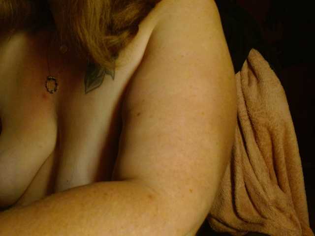 Petitoiseaucoquine live cam on BongaCams