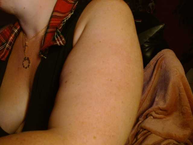 Petitoiseaucoquine live cam on BongaCams