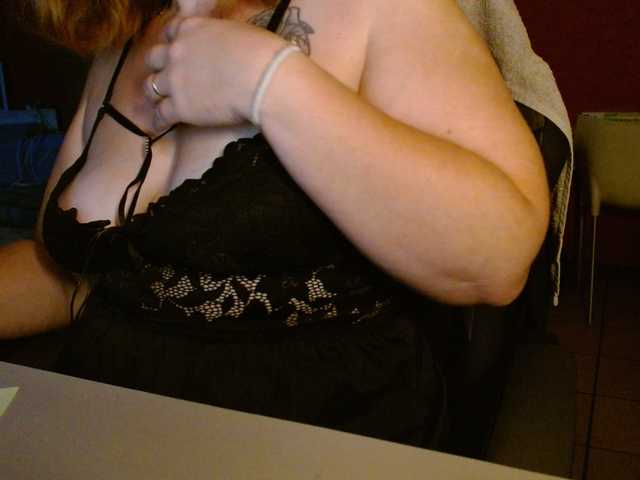 Petitoiseaucoquine live cam on BongaCams