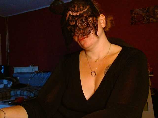 Petitoiseaucoquine live cam on BongaCams