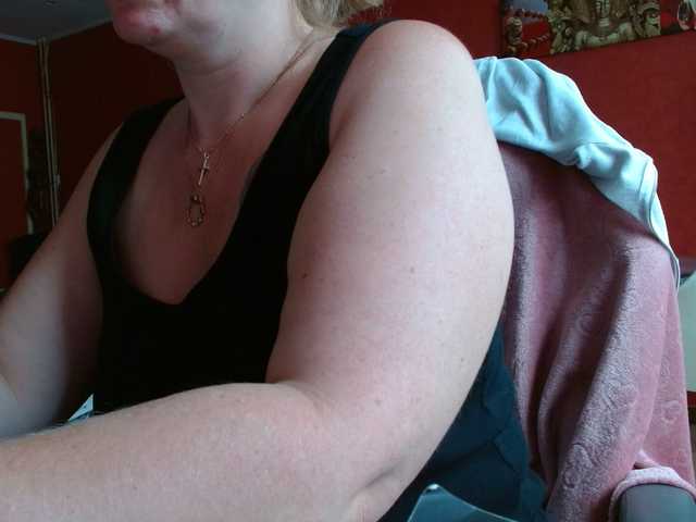 Petitoiseaucoquine live cam on BongaCams