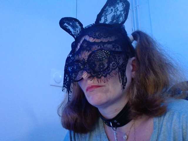 Petitoiseaucoquine live cam on BongaCams