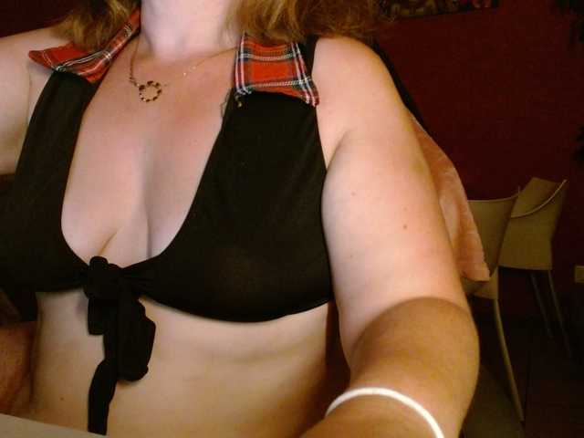 Petitoiseaucoquine live cam on BongaCams