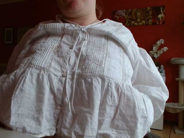 Petitoiseaucoquine live cam on BongaCams