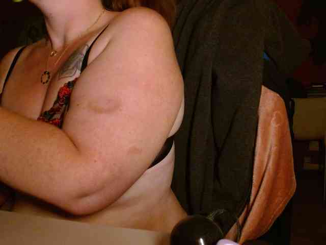 Petitoiseaucoquine webcam
