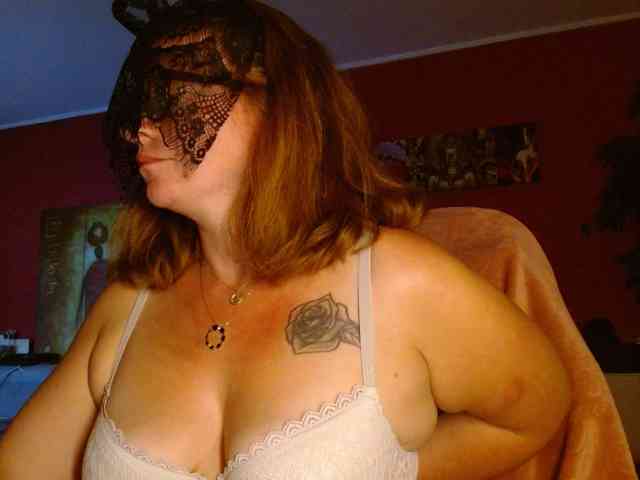 Petitoiseaucoquine webcam