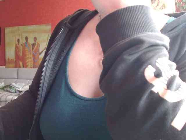 Petitoiseaucoquine webcam