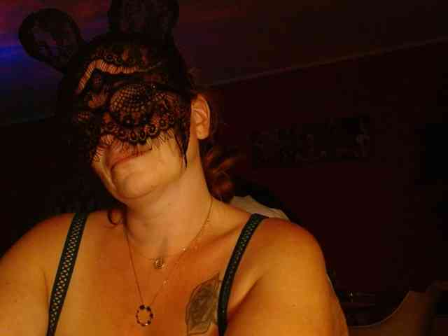 Petitoiseaucoquine webcam
