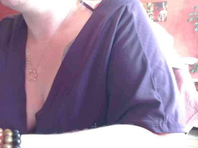 Petitoiseaucoquine webcam