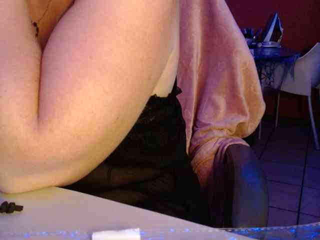 Petitoiseaucoquine webcam
