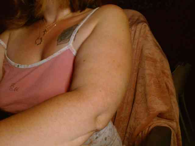 Petitoiseaucoquine webcam
