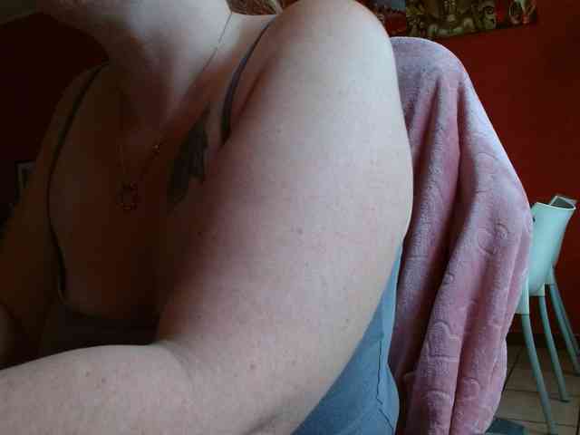 Petitoiseaucoquine webcam