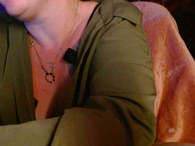 Petitoiseaucoquine webcam