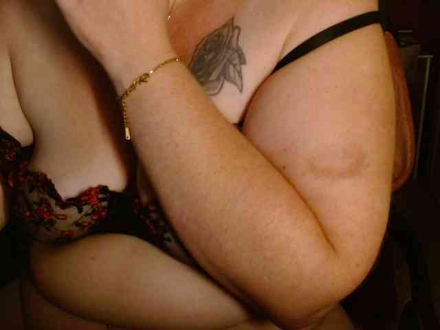 Petitoiseaucoquine webcam
