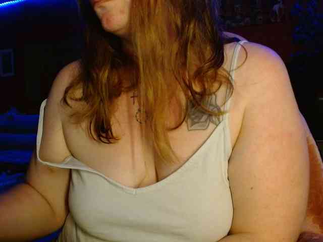 Petitoiseaucoquine webcam