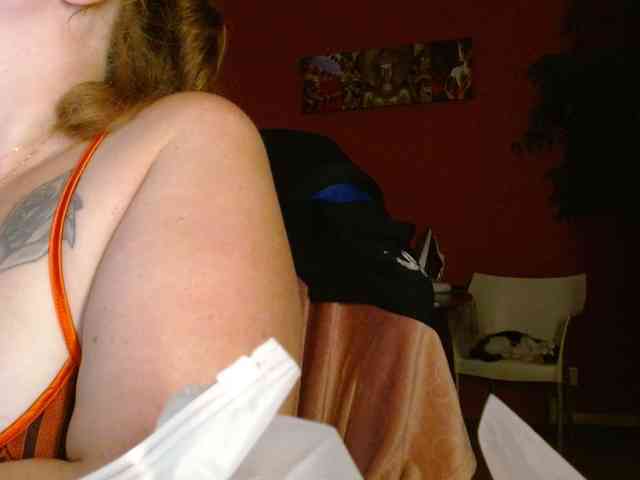Petitoiseaucoquine webcam