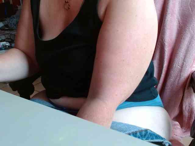 Petitoiseaucoquine webcam