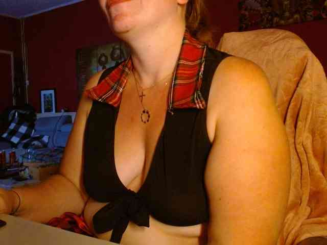 Petitoiseaucoquine webcam
