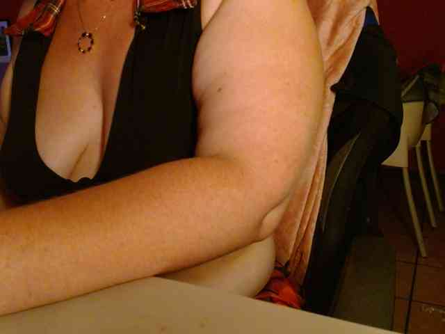 Petitoiseaucoquine webcam