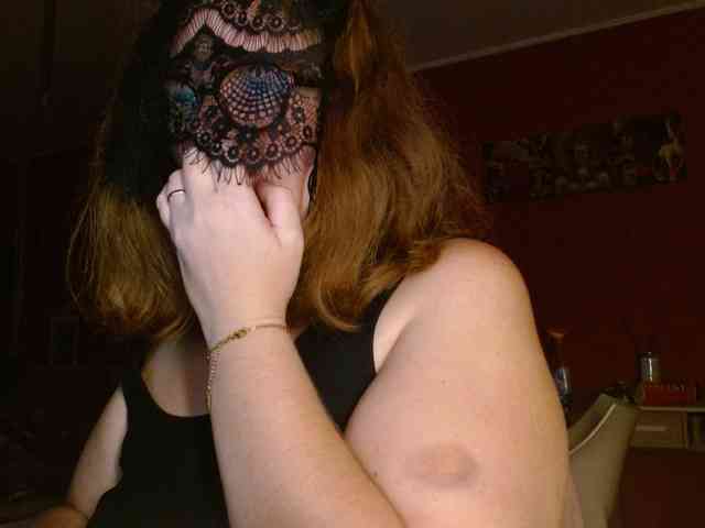 Petitoiseaucoquine webcam