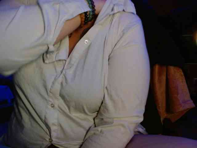Petitoiseaucoquine webcam