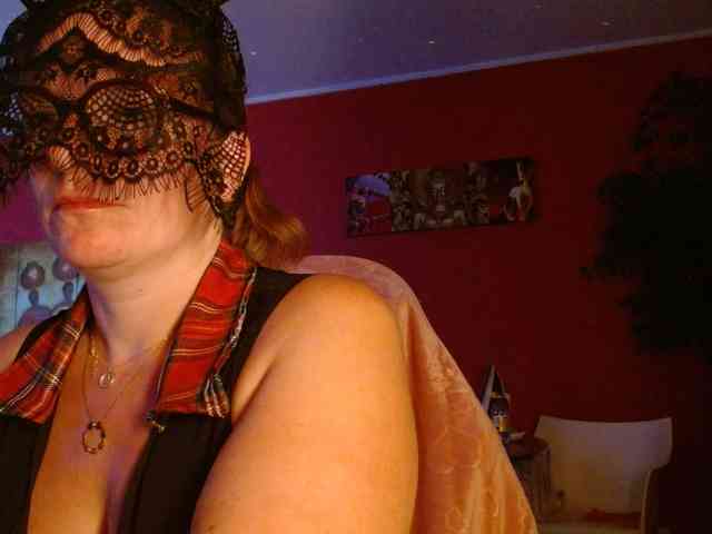 Petitoiseaucoquine webcam