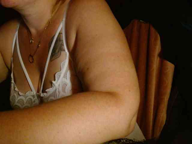 Petitoiseaucoquine webcam