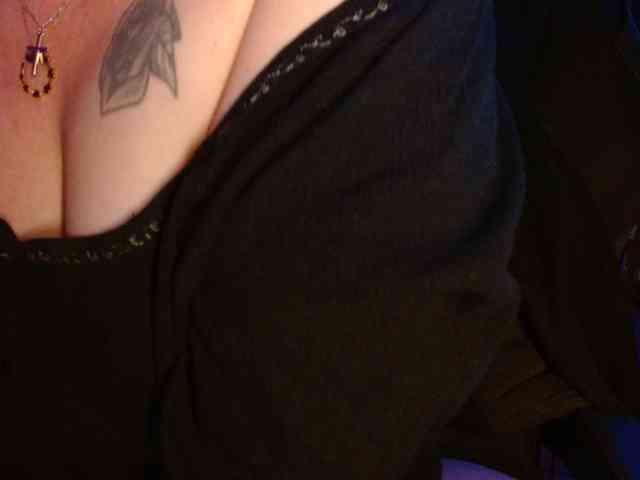 Petitoiseaucoquine webcam