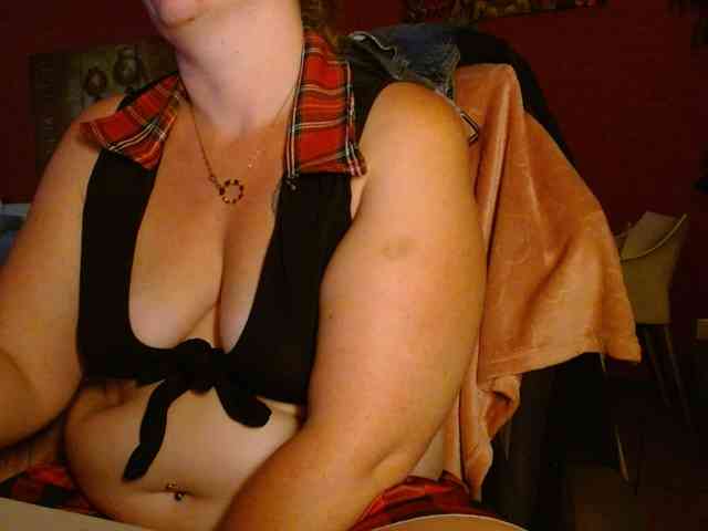 Petitoiseaucoquine webcam