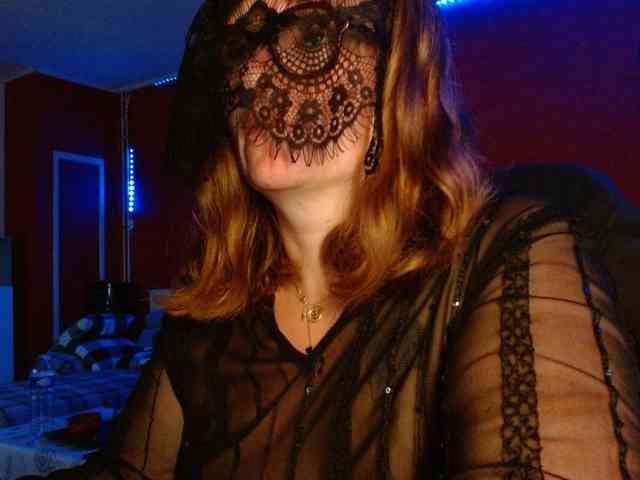 Petitoiseaucoquine webcam