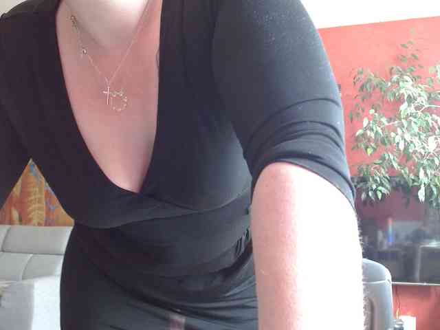 Petitoiseaucoquine webcam