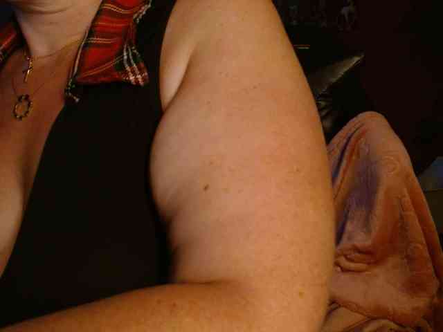 Petitoiseaucoquine webcam