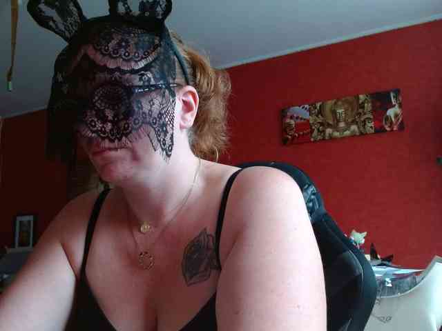 Petitoiseaucoquine webcam