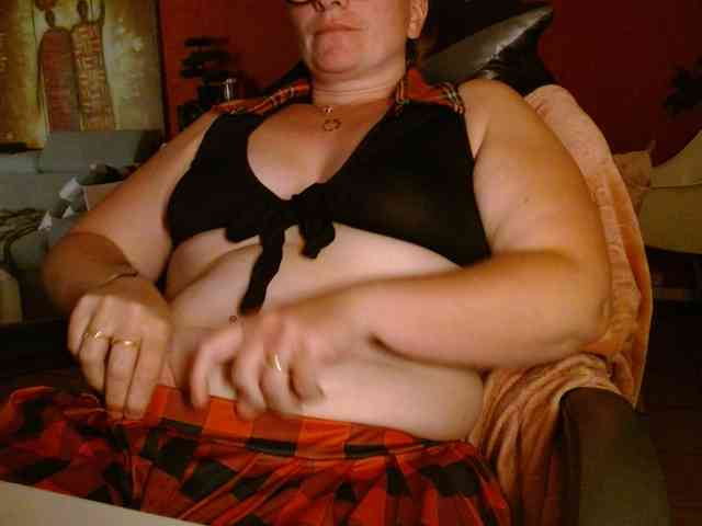 Petitoiseaucoquine webcam