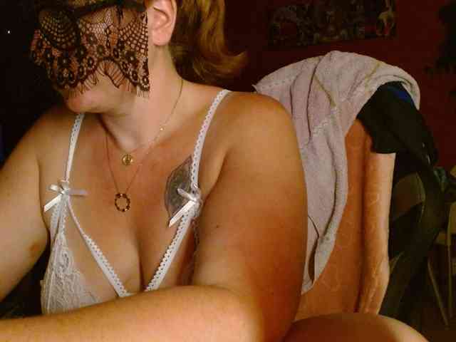 Modèle: Petitoiseaucoquine