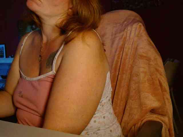 Petitoiseaucoquine webcam