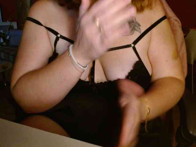Petitoiseaucoquine webcam