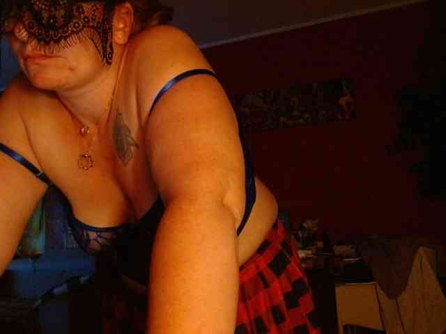 Petitoiseaucoquine webcam