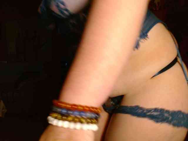 Petitoiseaucoquine webcam