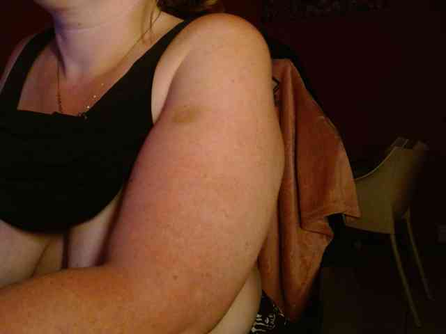 Petitoiseaucoquine webcam