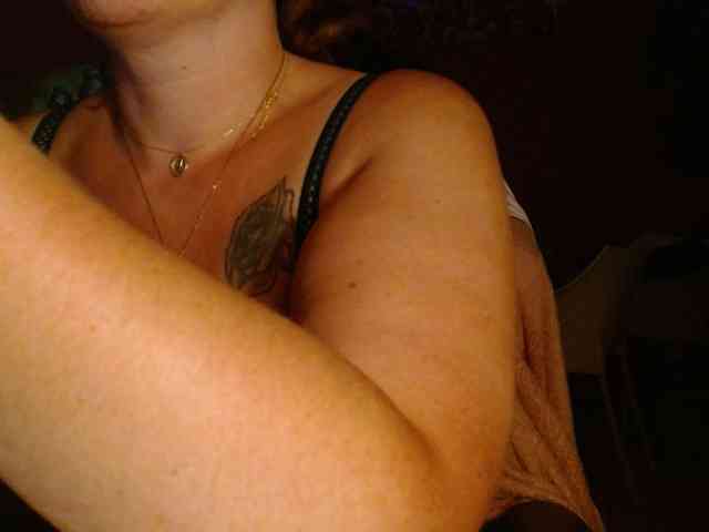Petitoiseaucoquine webcam