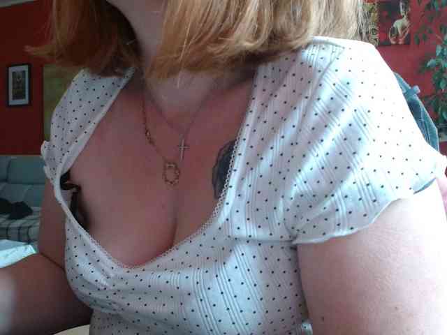 Petitoiseaucoquine webcam