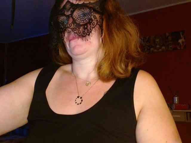 Petitoiseaucoquine webcam