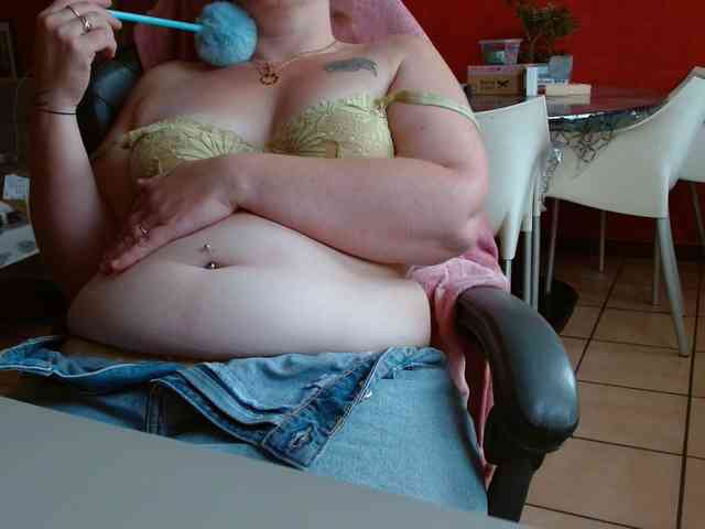 Petitoiseaucoquine webcam