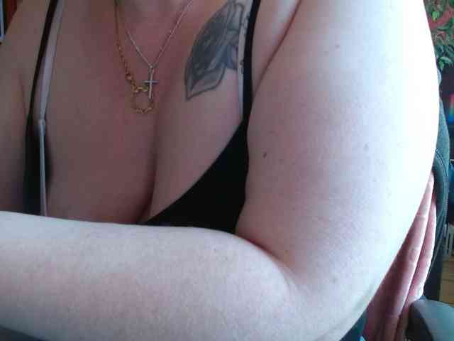 Petitoiseaucoquine webcam