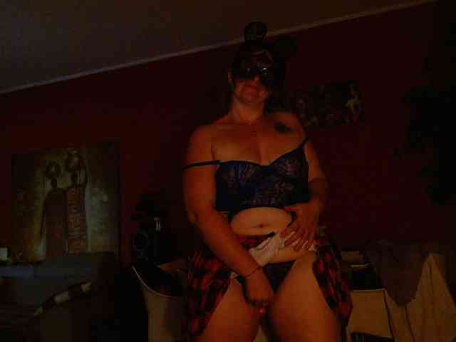 Petitoiseaucoquine webcam