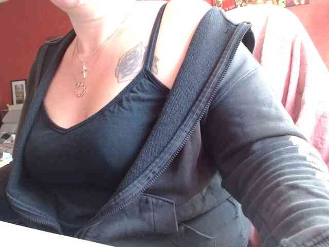 Petitoiseaucoquine webcam