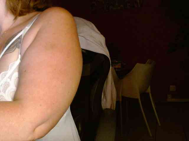 Petitoiseaucoquine webcam