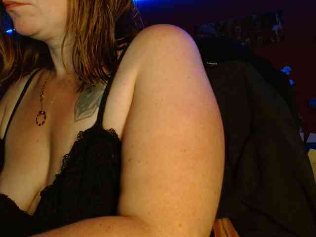 Petitoiseaucoquine webcam