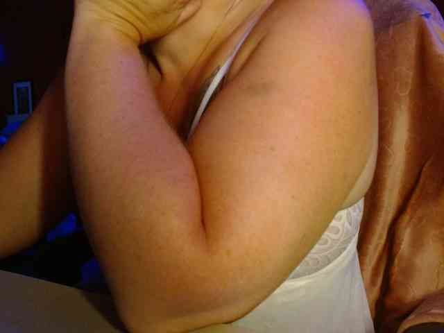 Petitoiseaucoquine webcam